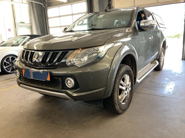 Mitsubishi L 200 2.4 DI-D Plus Doppelkabine 4WD 2019 – снимка 1