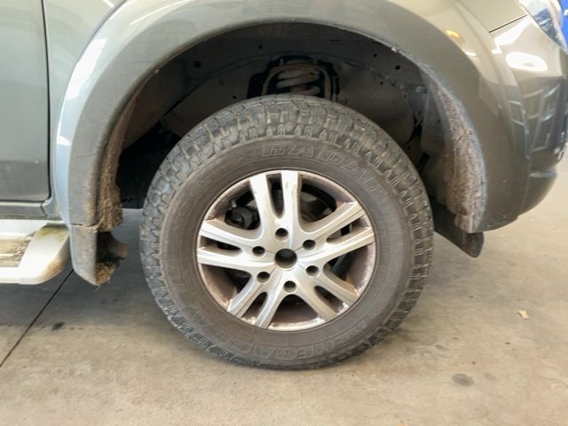 Mitsubishi L 200 2.4 DI-D Plus Doppelkabine 4WD 2019 – снимка 11