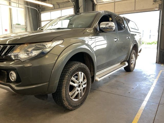 Mitsubishi L 200 2.4 DI-D Plus Doppelkabine 4WD 2019 – снимка 2