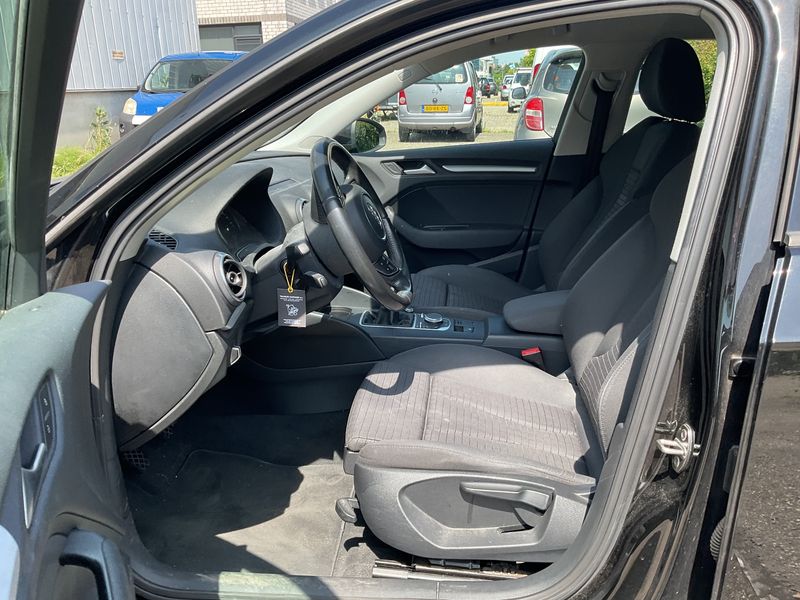Audi A3 Sportback 1.4 TFSI ACT ultra Ambition 2015 – снимка 16