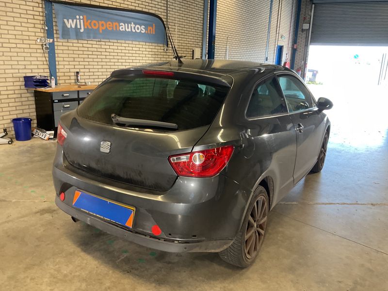 Seat Ibiza 1.6 Sport 2009 – снимка 2