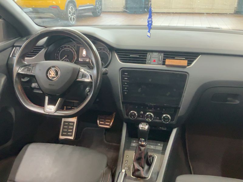 Skoda Octavia 2.0 TDI RS 2018 – снимка 18