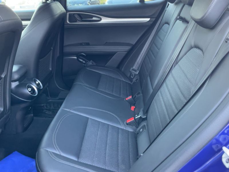 Alfa Romeo Stelvio 2.2 JTDM Sprint Q4 2022 – снимка 19