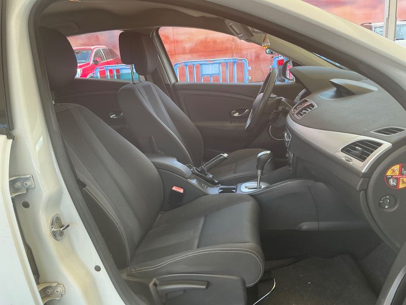 Renault Megane 2.0 Dynamique 2009 – снимка 3