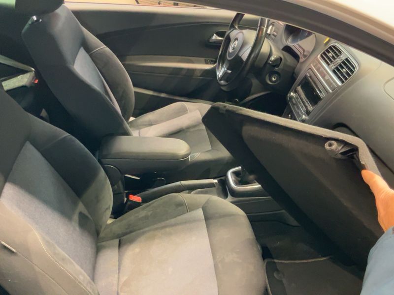 Volkswagen Polo 1.2 TSI Style 2011 – снимка 17