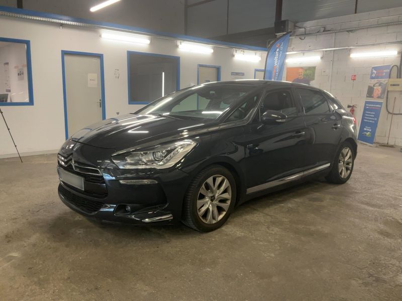 Citroen DS5 2.0 HDi Hybrid4 SportChic 2012 – снимка 1