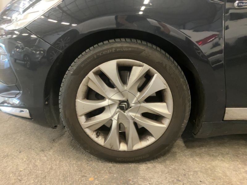 Citroen DS5 2.0 HDi Hybrid4 SportChic 2012 – снимка 3