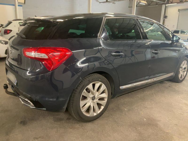 Citroen DS5 2.0 HDi Hybrid4 SportChic 2012 – снимка 8