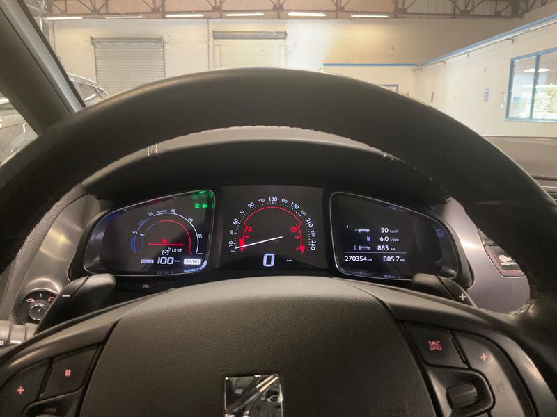 Citroen DS5 2.0 HDi Hybrid4 SportChic 2012 – снимка 18