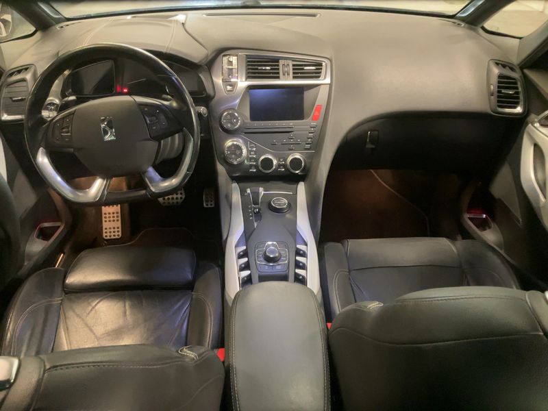 Citroen DS5 2.0 HDi Hybrid4 SportChic 2012 – снимка 17