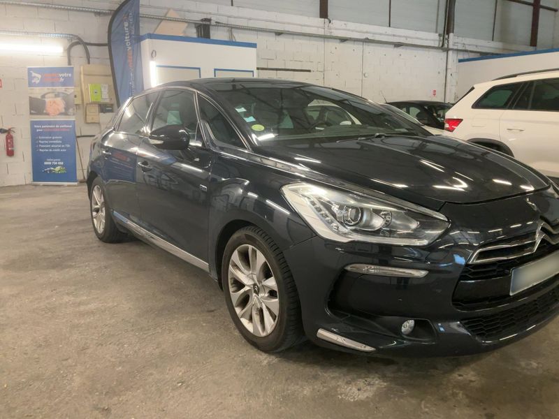 Citroen DS5 2.0 HDi Hybrid4 SportChic 2012 – снимка 12