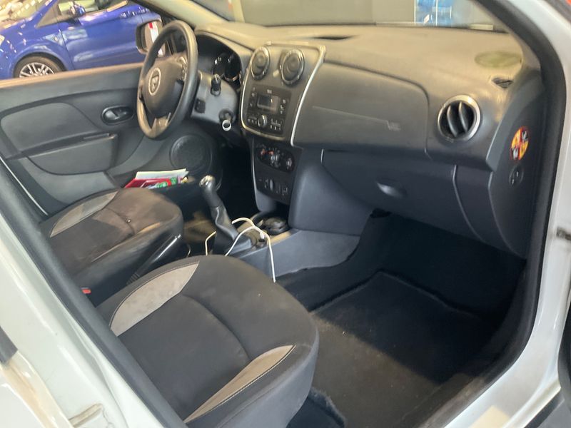 Dacia Sandero 0.9 TCe Stepway 2015 – снимка 3