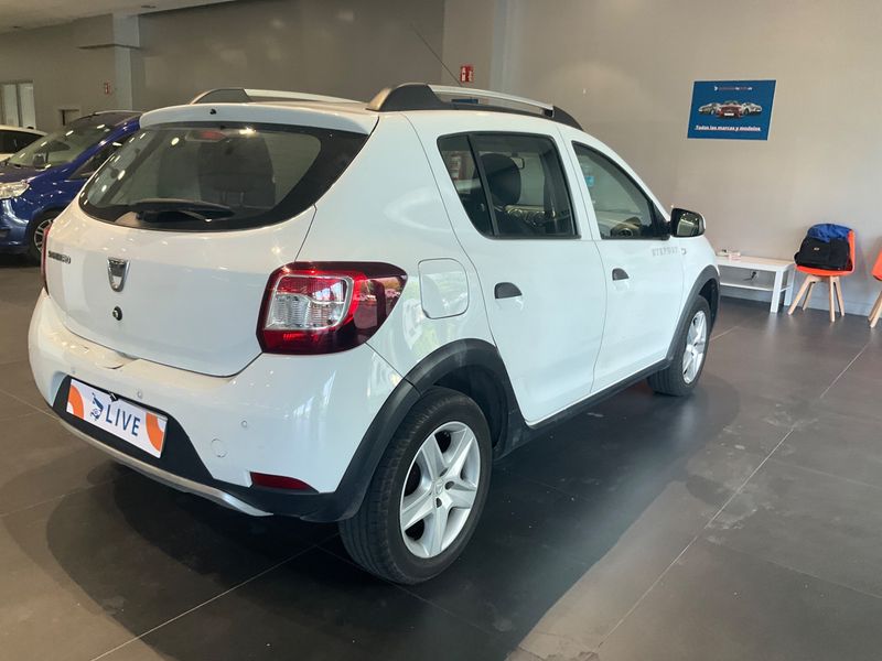 Dacia Sandero 0.9 TCe Stepway 2015 – снимка 2