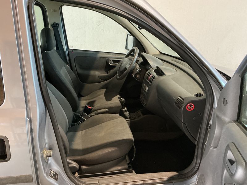 Opel Combo 1.3 CDTI Tour Enjoy 2010 – снимка 3