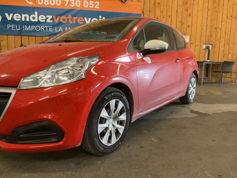 Peugeot 208 1.2 PureTech Like 2017 – снимка 2