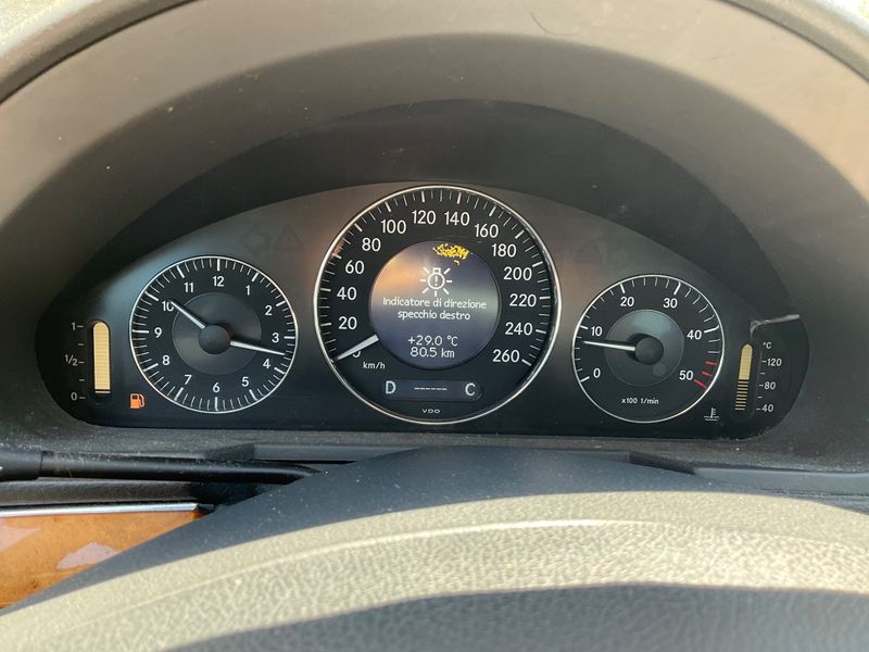 Mercedes-Benz E-Klasse E 220 CDI T Elegance 2005 – снимка 4