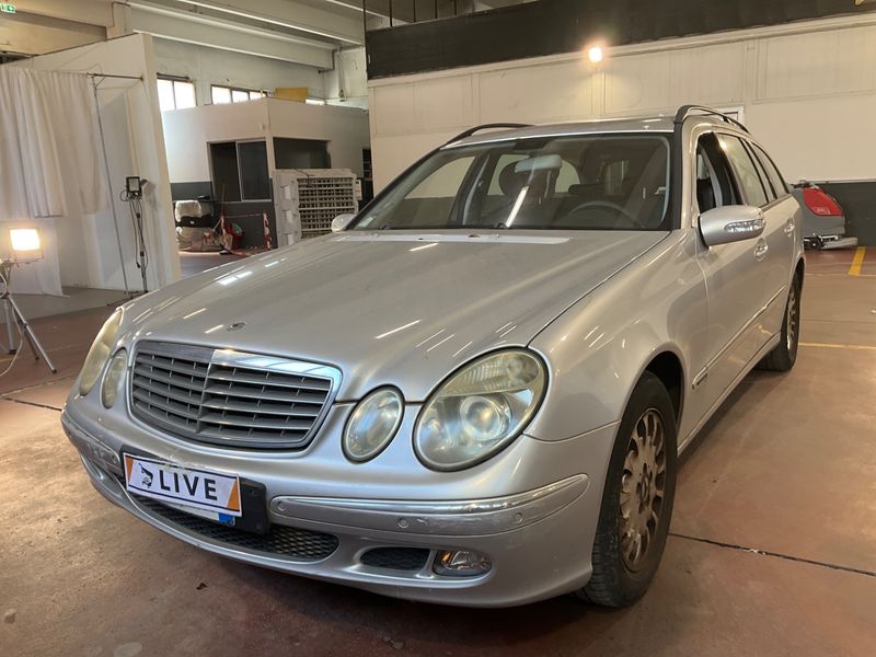 Mercedes-Benz E-Klasse E 220 CDI T Elegance 2005 – снимка 1