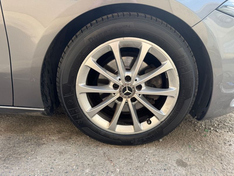 Mercedes-Benz A-Klasse A 180 d Sport 2018 – снимка 21