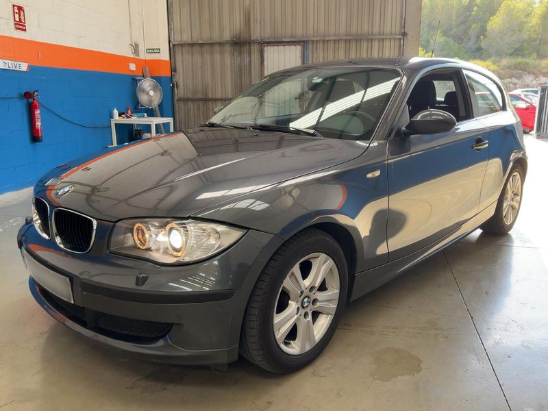 BMW 1er 118d 2008 – снимка 1