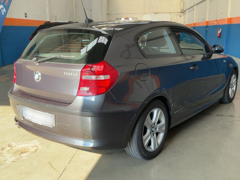 BMW 1er 118d 2008 – снимка 8