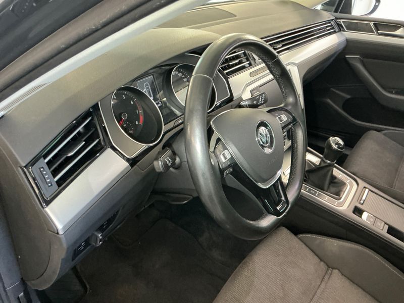 Volkswagen Passat 1.4 TSI ACT Comfortline BlueMotion Tech 2016 – снимка 29