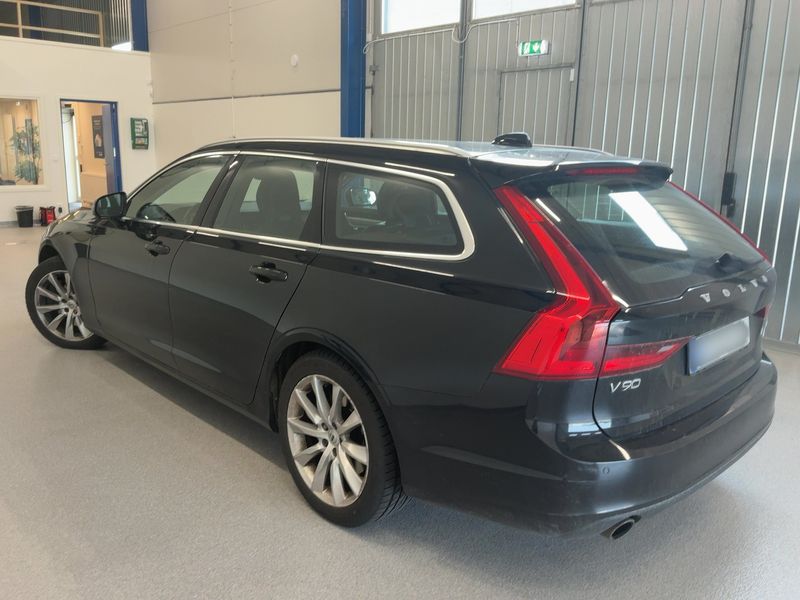 Volvo V90 2.0 T5 Momentum 2018 – снимка 6