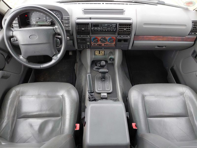Land Rover Discovery 3.9 V8i ES 1998 – снимка 11