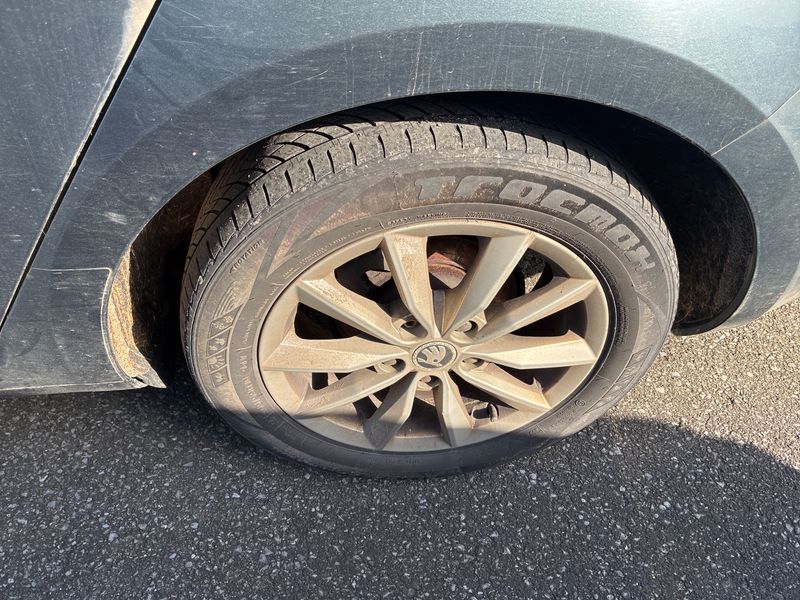 Skoda Octavia 1.6 TDI Ambition 2017 – снимка 21