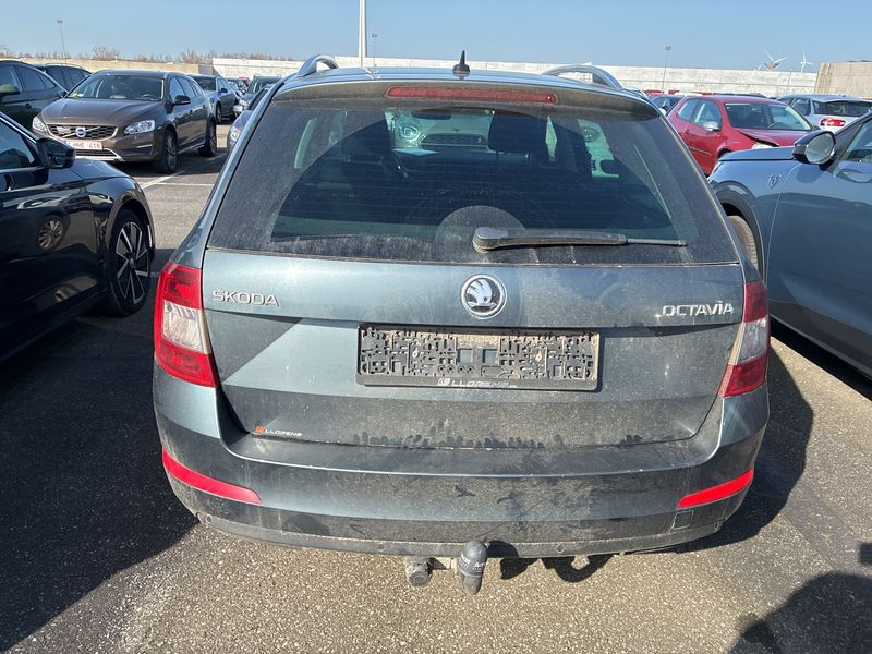 Skoda Octavia 1.6 TDI Ambition 2017 – снимка 4