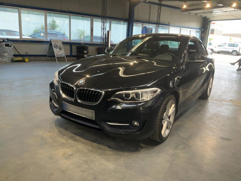BMW 2er 218d Sport Line 2015 – снимка 1