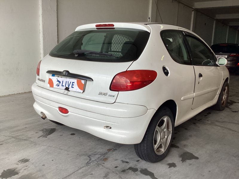Peugeot 206 1.4 HDi Affaire Pack CD Clim 2003 – снимка 2
