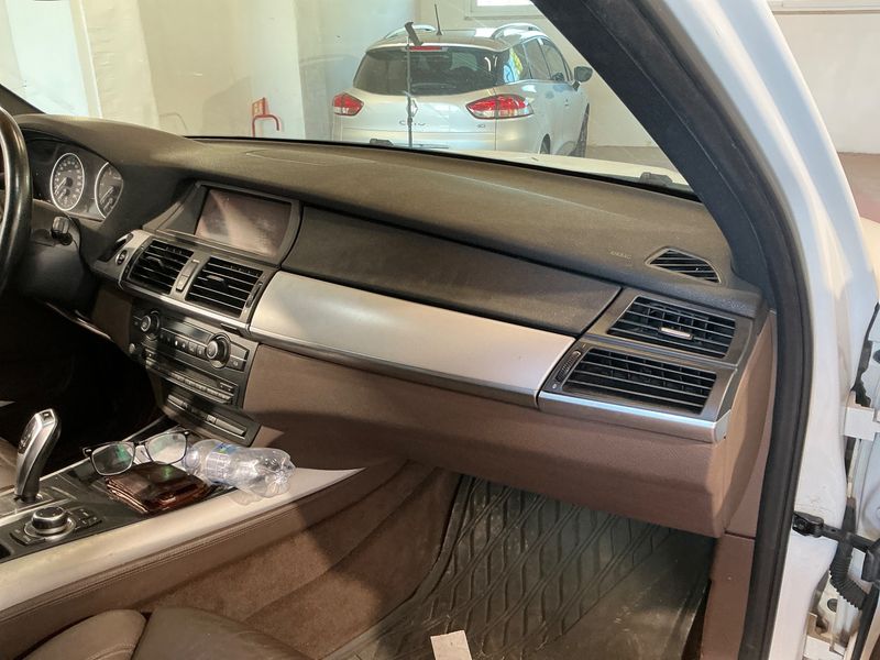 BMW X5 xDrive 35d 2010 – снимка 30