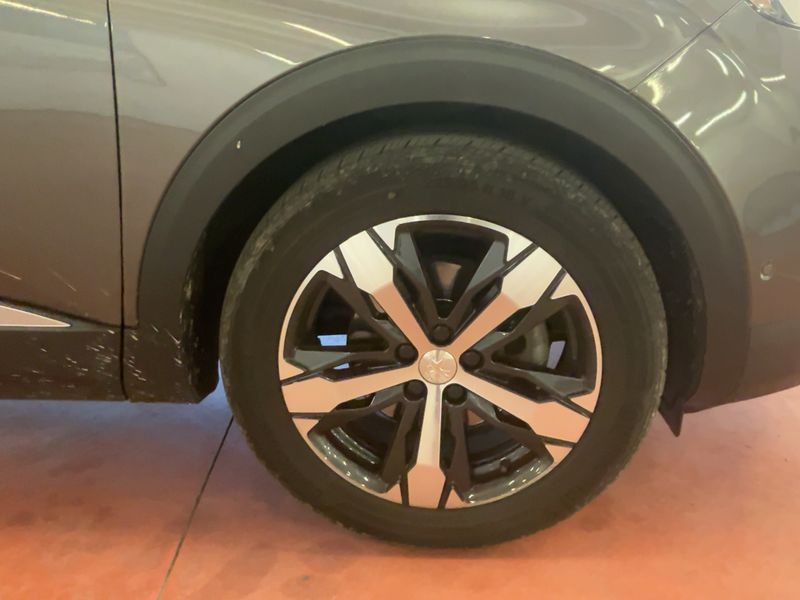 Peugeot 3008 1.5 Blue-HDi GT Line 2019 – снимка 11