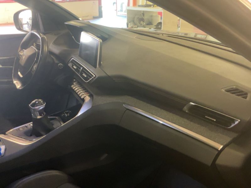 Peugeot 3008 1.5 Blue-HDi GT Line 2019 – снимка 17
