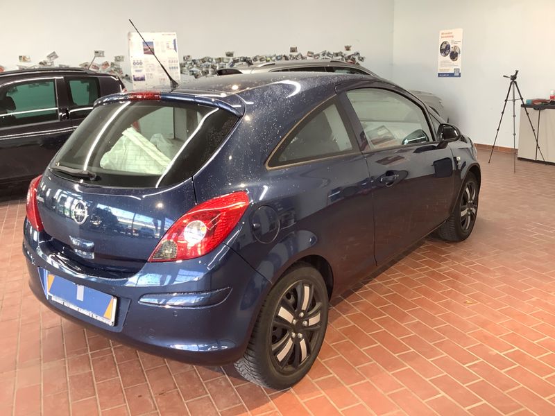 Opel Corsa 1.4 Active 2013 – снимка 2
