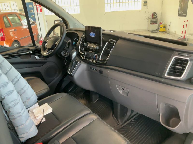 Ford Tourneo Custom 2.0 TDCi L1 Sport 2022 – снимка 17
