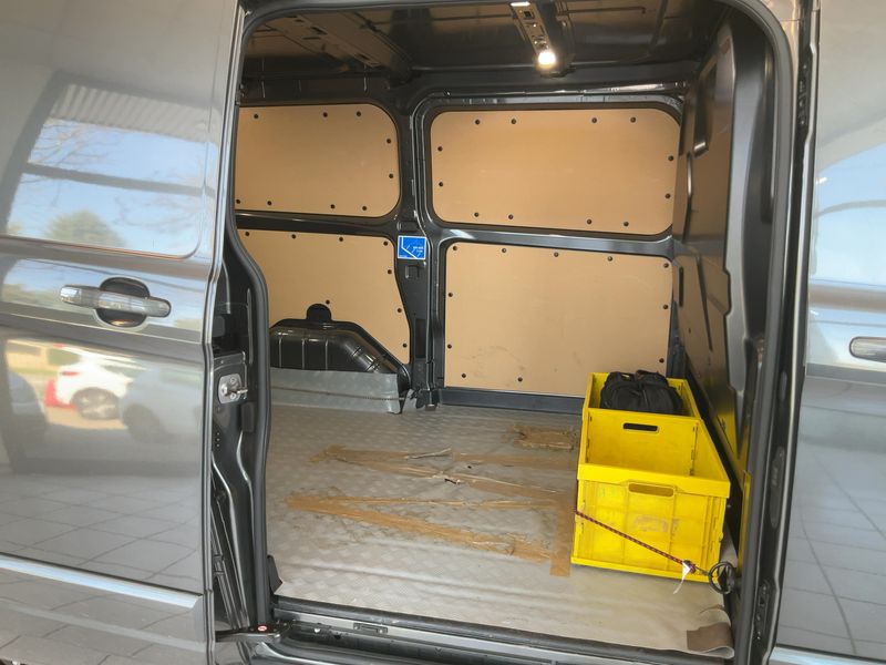 Ford Tourneo Custom 2.0 TDCi L1 Sport 2022 – снимка 19