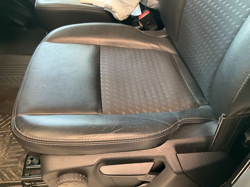 Ford Tourneo Custom 2.0 TDCi L1 Sport 2022 – снимка 21