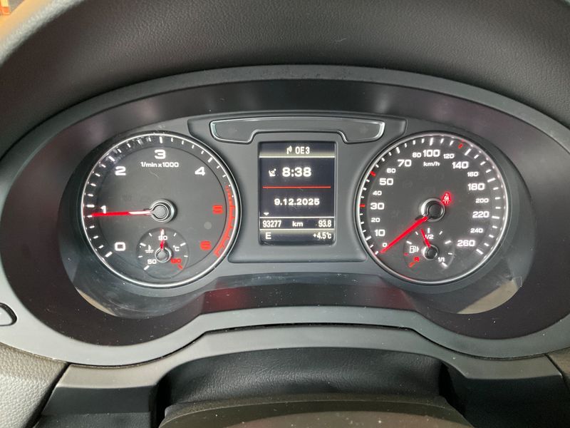 Audi Q3 2.0 TDI quattro Sport 2017 – снимка 18