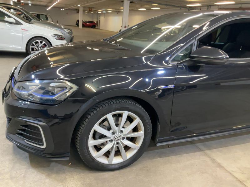 Volkswagen Golf VII 1.4 GTE BlueMotion Tech 2017 – снимка 2