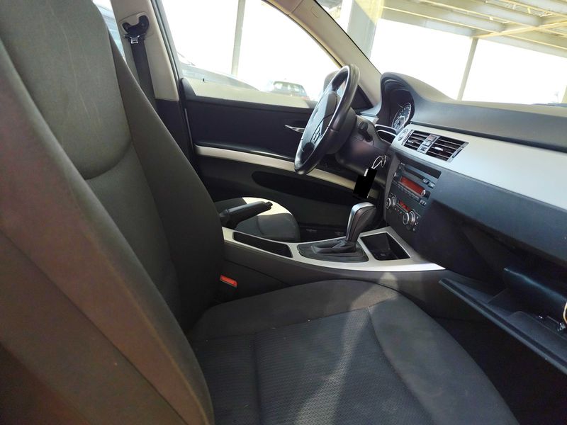 BMW 3er 320d 2011 – снимка 10