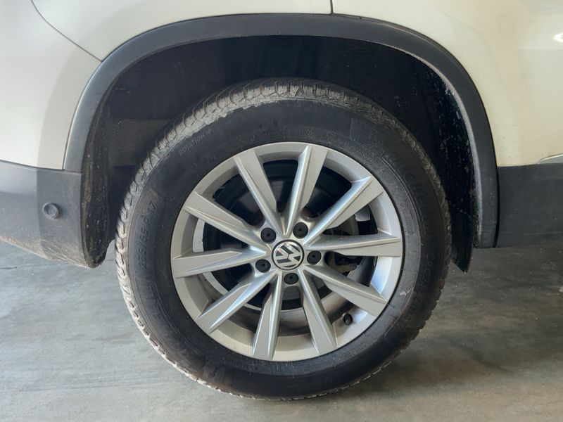 Volkswagen Tiguan 2.0 TDI Karat 4Motion BlueMotion Tech 2013 – снимка 9