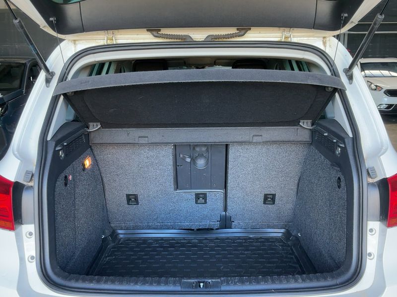 Volkswagen Tiguan 2.0 TDI Karat 4Motion BlueMotion Tech 2013 – снимка 15