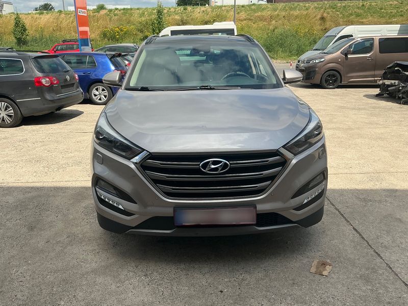 Hyundai Tucson 1.6 TGDI Advantage 4WD 2016 – снимка 14