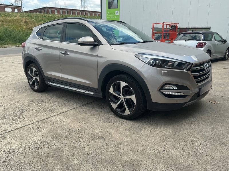 Hyundai Tucson 1.6 TGDI Advantage 4WD 2016 – снимка 12