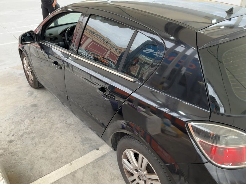Opel Astra 1.7 CDTI Edition 2010 – снимка 3