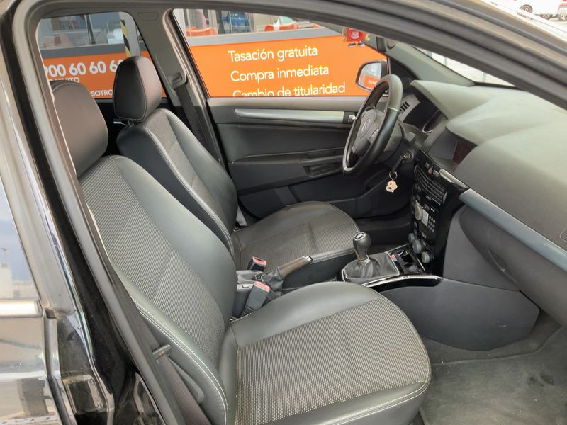 Opel Astra 1.7 CDTI Edition 2010 – снимка 11
