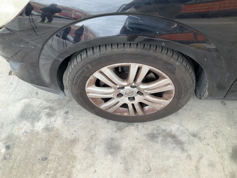 Opel Astra 1.7 CDTI Edition 2010 – снимка 17
