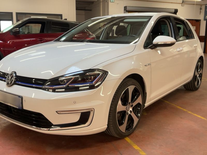 Volkswagen e-Golf VII electric drive 100 kW 2017 – снимка 2
