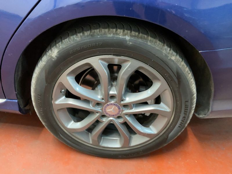 Mercedes-Benz C-Klasse C 220 d T BlueTEC Avantgarde 2014 – снимка 18